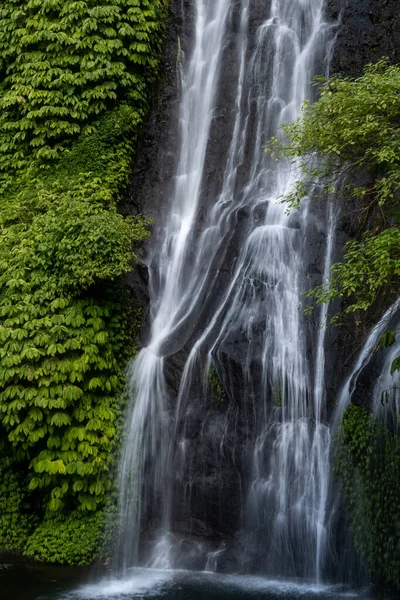 Cascada Banyumala Bali Indonesia Cascada Que Cae Por Acantilado —  Fotos de Stock