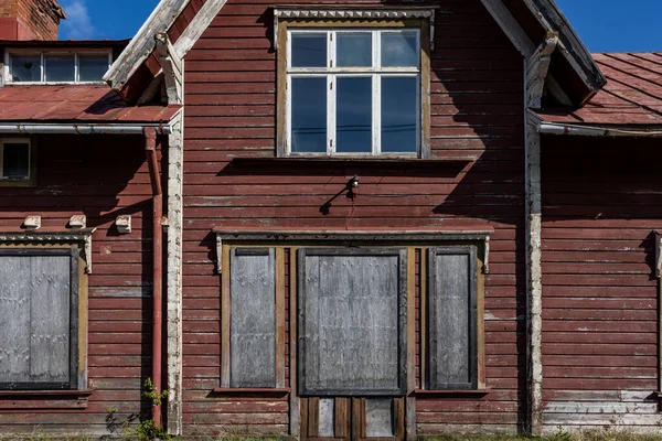 Astrask Suécia Uma Antiga Abandonada Estação Ferroviária Floresta Trilhos Suecos — Fotografia de Stock