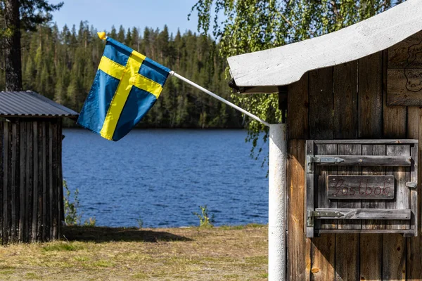 Renfors Suécia Bandeira Sueca Pendurada Acampamento Renfors Distrito Vasterbotten — Fotografia de Stock