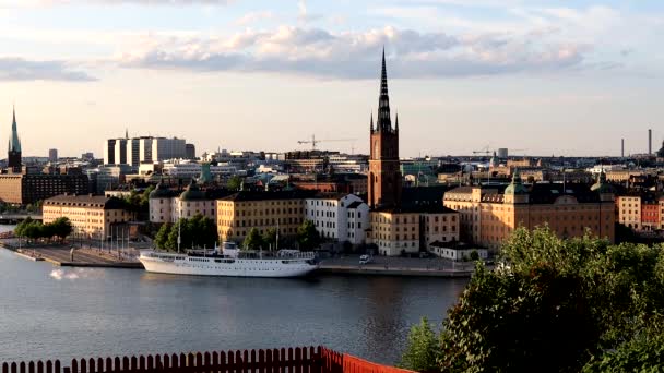 Stockholm Sveç Şehir Merkezindeki Riddarfjarden Körfezi Nde Güneş Batıyor — Stok video