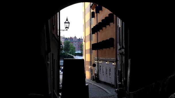 Stockholm Sveç Eski Şehir Dar Bir Sokak Manzarası Şafak Vakti — Stok video
