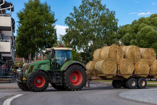 Rattvik Sweden July 2023 Tractor Drives Hay Bales Street Trailer — Stock Photo, Image