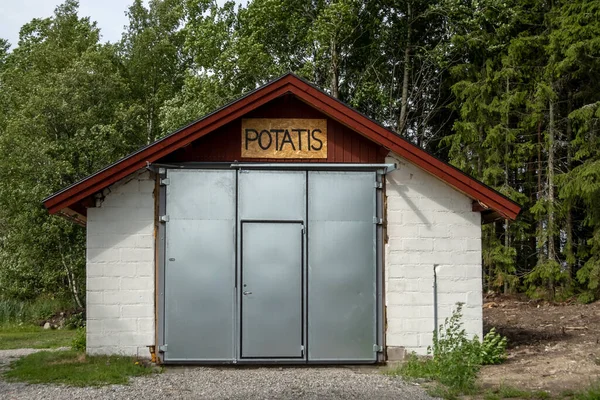 Falun Sveç Üzerinde Potatis Yazan Küçük Bir Çiftlik Binası Sveççe — Stok fotoğraf