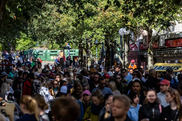 Στοκχόλμη Σουηδία Σεπ 2023 Πλήθη Ανθρώπων Στην Ετήσια Αγορά Δύο — Φωτογραφία Αρχείου