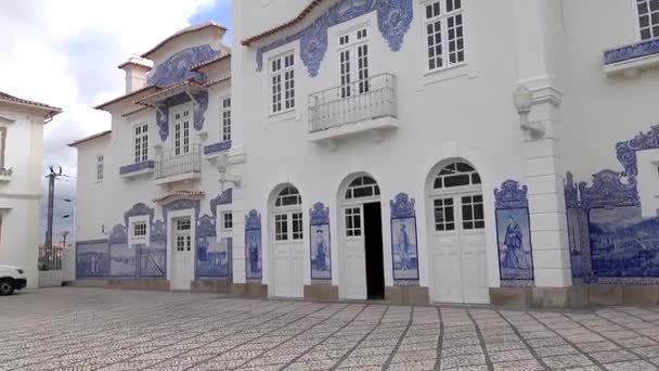 Aveiro Portugal Oude Betegelde Gevel Van Het Lokale Treinstation — Stockvideo