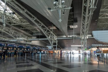 Porto, Portekiz 20 Eylül 2023 Francisco Sa Carneiro Havaalanı Gezginleri.