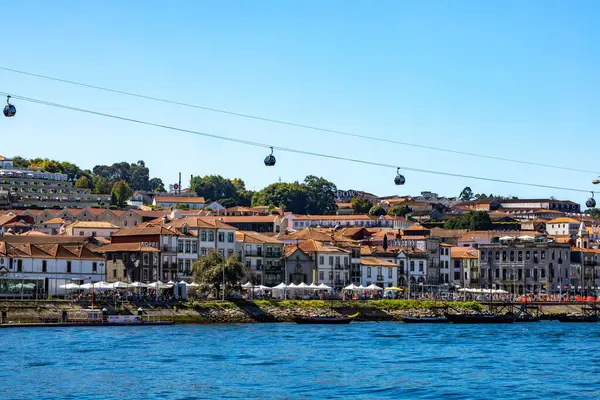 Porto Portugalsko Lanovky Jedoucí Přes Řeku Douro Panorama — Stock fotografie
