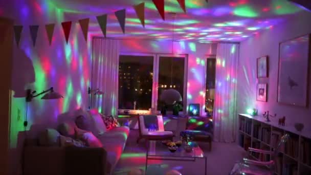Stockholm Zweden Disco Verlichting Een Appartement Voorafgaand Aan Een Verjaardagsfeestje — Stockvideo