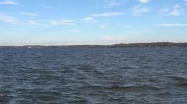 Leonardtown, Maryland Newtowne Neck Eyalet Parkı 'ndan Potomac Nehri görüldü.