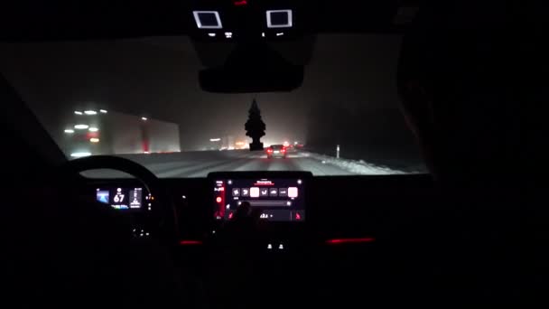 Norrkoping Suécia Painel Controle Carro Que Passa Por Uma Tempestade — Vídeo de Stock