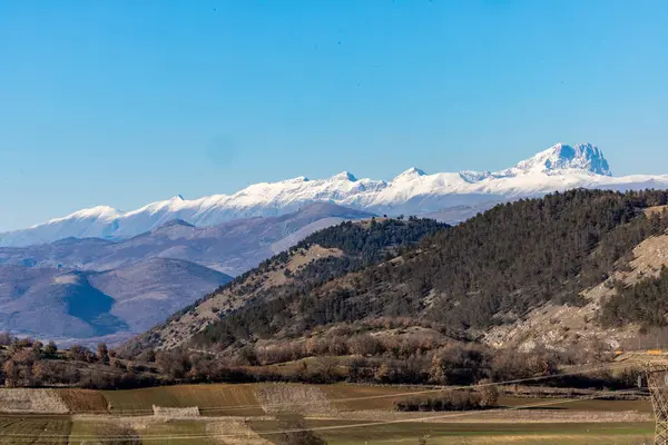 Castelvecchio Subequo Italy View Town Monte Sirente Mountains Abruzzo National — Stock Photo, Image