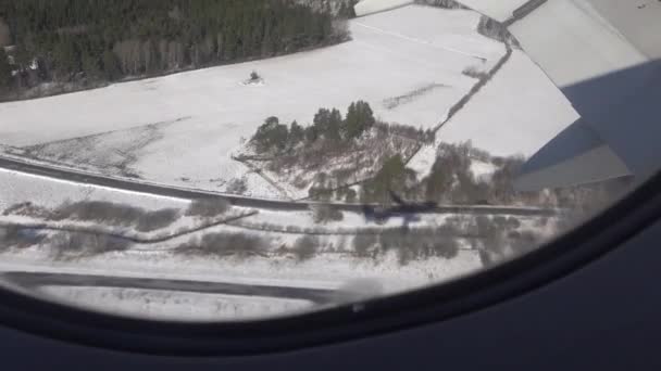 Stockholm Schweden Ein Passagierflugzeug Hebt Vom Flughafen Arlanda Über Eine — Stockvideo