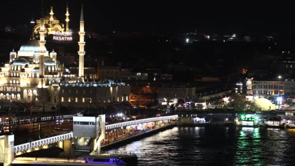 Κωνσταντινούπολη Τουρκία Άποψη Της Πόλης Και Ferry Boats Νύχτα — Αρχείο Βίντεο