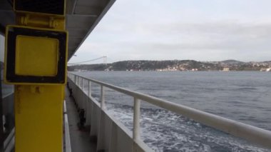 İstanbul, Türkiye Boğazı 'nda feribot sürüyor