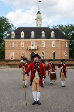 Williamsburg, Virginia, ABD 6 Eylül 2024 Gloucester Dükünün geçit töreni