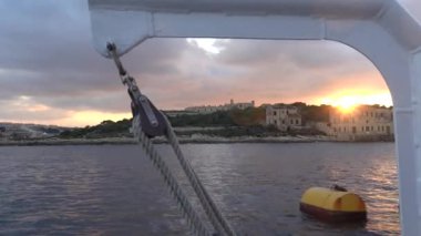 Valletta, Malta Valletta Grand Harbor, Valletta Limanı 'nda tekne gezisi.. 