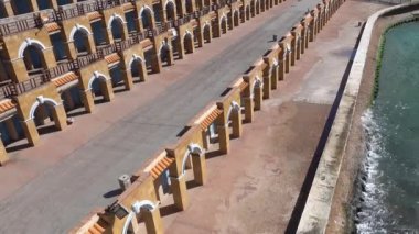 İskenderiye, Mısır Akdeniz kıyısındaki Stanley Sahili 'ndeki kiralık kamaralar.. 