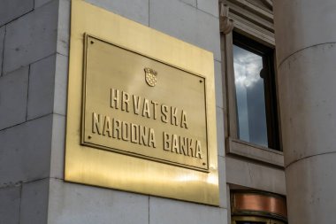 Zagreb, Hırvatistan 24 Mart 2025 Hırvat Ulusal Bankası için bir işaret.