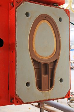 LUANNAN COUNTY - 5 Ocak 2014, Luannan Eyaleti, Hebei Eyaleti, Çin 'deki ZhongTong Seramik Şirketi' nin seramik tuvalet kalıbı.