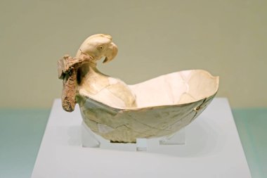 Çin Antik Seramik Malzemeleri