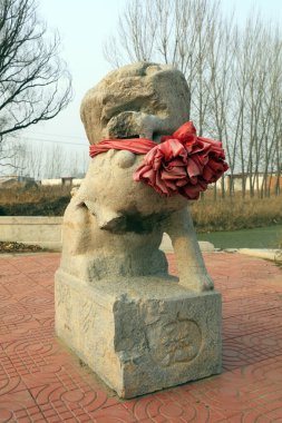 Antik Çin taş aslan heykeli