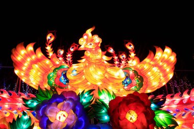 Anka Kuşu Modellik Feneri, Çin Lunar Yueno Festivali gecesi