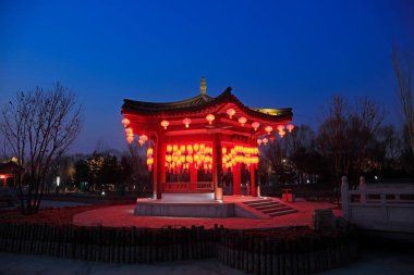Çin Geleneksel Mimari ve Fenerleri