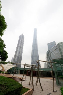 Şangay - 30 Mayıs 2018: Şangay Lujiazui CBD Sahne Cam Binası, Şangay, Çin