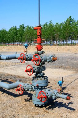 Gri çizgi ve kırmızı el tekerleği, fotoğrafa yakın çekim