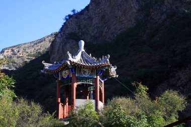 BEIJING - 5 Ekim: CuanDiXia köyünde pavyon inşaatı, 5 Ekim 2014, Pekin, Chin