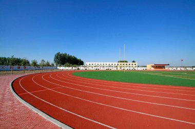Orta okul plastik çocuk parkı, Çin