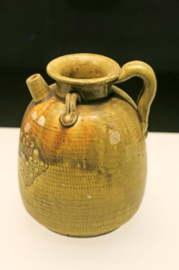 Çin Antik Seramik Malzemeleri