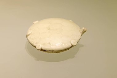 Çin Antik Seramik Malzemeleri