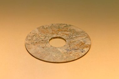 Çin antik yeşim taşı süslemesi