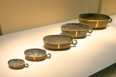 Çin antik bronz eşya