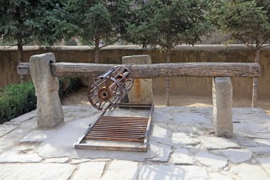 Çin Geleneksel Su Tedarik Aracı Tekerlekli Windlass