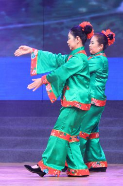 26 Ocak 2014, Tangshan, Çin 'de PingJu' nun kadim kostüm gösterisi