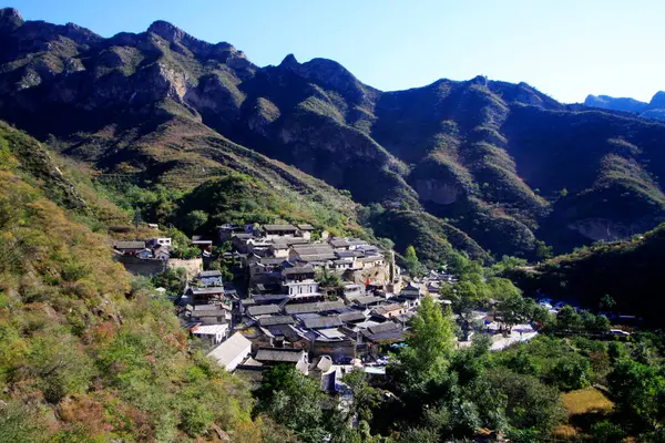 BEIJING - 5 Ekim: CuanDiXia köyü dikey görünümü, 5 Ekim 2014, Pekin, Chin