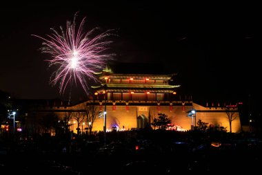 LUAN COUNTY: 5 Mart 2015 'te Luan State antik şehir gece manzarası, Luan County, Hebei Eyaleti, Chin