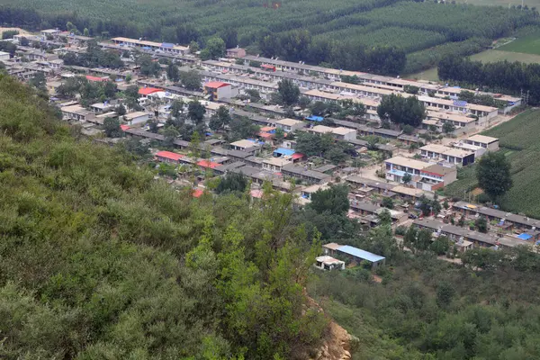 Köy inşaatı dikey manzara, Çin 