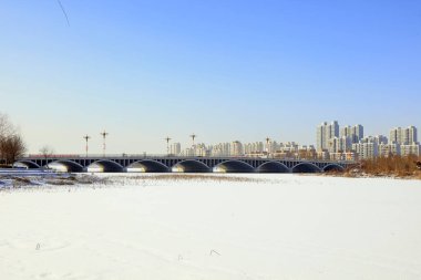 Karda şehir köprüleri