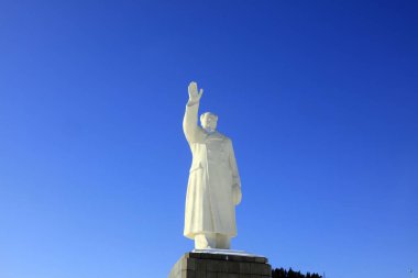 Çin 'in eski başkanı Mao Zedong' un Çin 'deki Tangshan şehrindeki heykeli.