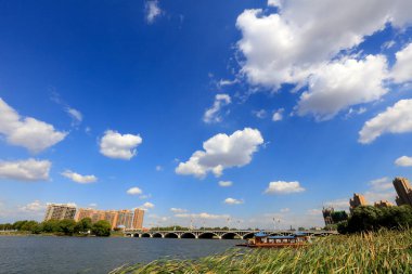 Liman Parkı Mimari Sahnesi, Çin