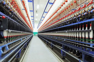 Fabrikada dönen halat.