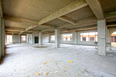 Bitmemiş beton döküm salonu, fotoğrafın yakın çekimi