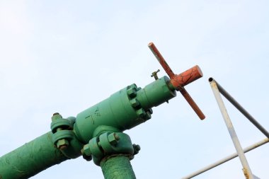Petrol boru tesisatı bileşenleri, fotoğrafın kapatılması.