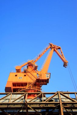 Portal vinç yerel özellikleri, fotoğrafa yakın çekim