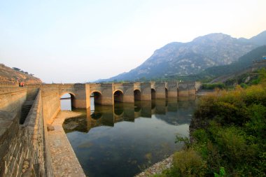 Antik Çin Seddi manzarası 
