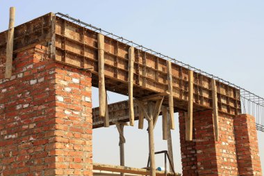 İnşaat sahasında çalışma