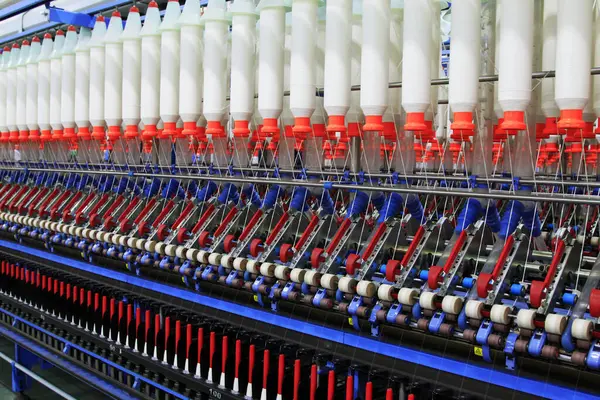 Tekstil ürünleri üretim hattında, fotoğraflara yakın çekim